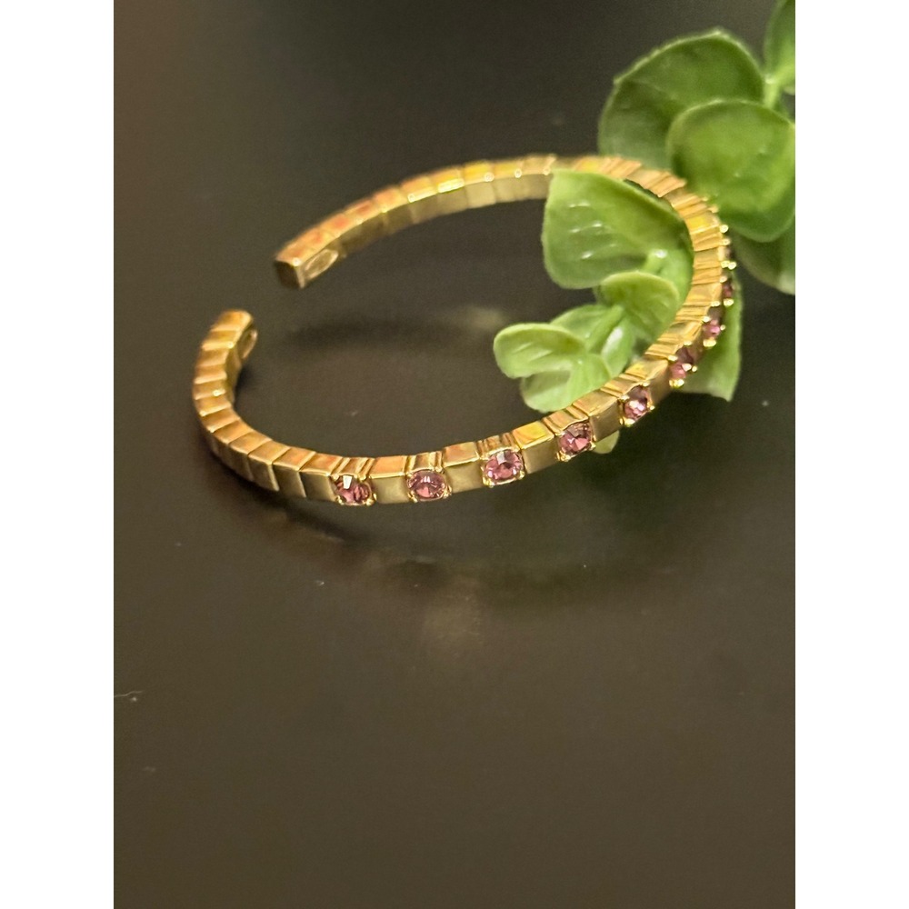 Vintage Joan Rivers Gold Tone Purple Rhinestone Ribbed Cuff Bracelet - Picture 8 of 12